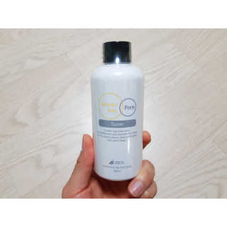 이솔화장품 이솔 세범 리스 포어 토너 200ml — 4.67점을 준 리뷰어가 2018년 8월 올린 사용 사진