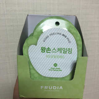 [후르디아] 청포도 매끈약산성 필링 패드_50매 세트 — 5점을 준 리뷰어가 2019년 9월 올린 사용 사진