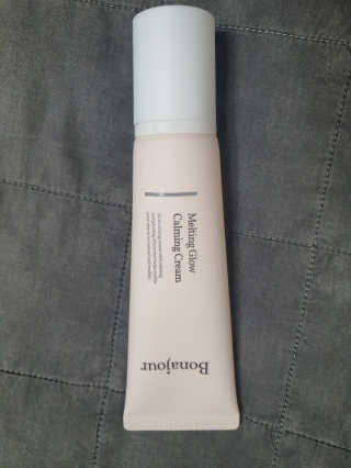 보나쥬르 멜팅 글로우 카밍 크림 50ml — 3점을 준 리뷰어가 2020년 1월 올린 사용 사진