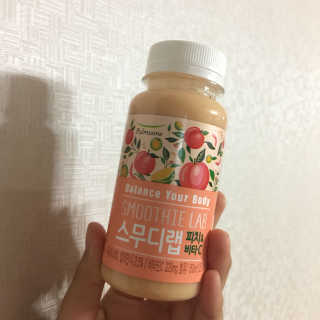 풀무원 스무디랩 피치&비타 — 2.67점을 준 리뷰어가 2017년 11월 올린 사용 사진
