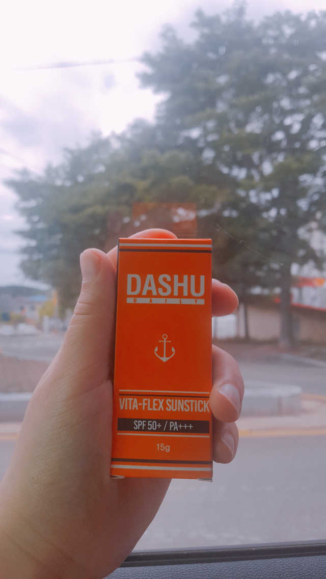 다슈 데일리 비타플렉스 선스틱 리뷰 사진
