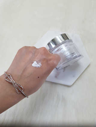 파시스 올인원 진주 화이트닝 크림 100ml — 5점을 준 리뷰어가 2019년 3월 올린 사용 사진
