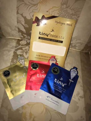 (주)애니닥터헬스케어 Hysis Hydrogen Mask - Gift Set — 5점을 준 리뷰어가 2018년 1월 올린 사용 사진