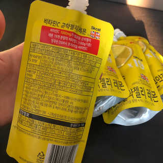푸드마스터그룹 레모나 비타민C 곤약젤리 2종 — 3.5점을 준 리뷰어가 2019년 4월 올린 사용 사진
