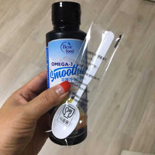 오메가-3스무디 [오메가스무디] 짜먹는 오메가3 DHA 임산부 어린이 — 2.5점을 준 리뷰어가 2019년 5월 올린 사용 사진