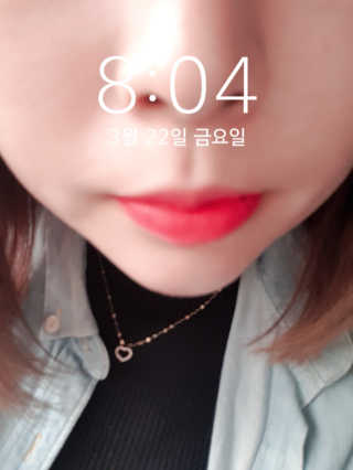 터치인솔 프리티필터 쉬폰 벨벳 립틴트 비비드팝 컬렉션 — 5점을 준 리뷰어가 2019년 3월 올린 사용 사진