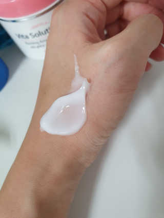 지고트 비타솔루션12 퍼밍 앰플 크림 100ml — 4.5점을 준 리뷰어가 2019년 6월 올린 사용 사진