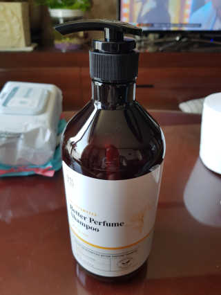 달리프 갈락토미세스 베러 퍼퓸 샴푸 1000ml — 3.67점을 준 리뷰어가 2018년 8월 올린 사용 사진