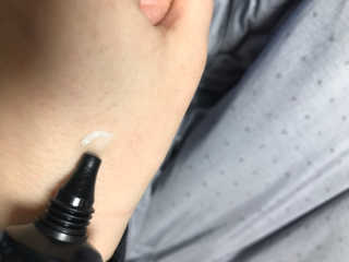 JM솔루션 꿀광 로얄 프로폴리스 아이크림 올 페이스 블랙 — 5점을 준 리뷰어가 2019년 2월 올린 사용 사진
