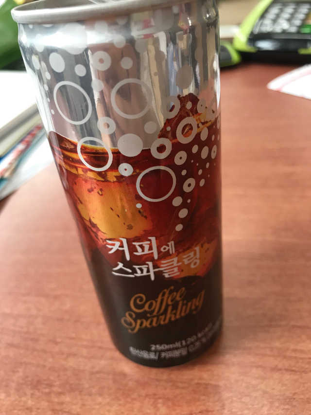 커피에 스파클링 리뷰 사진