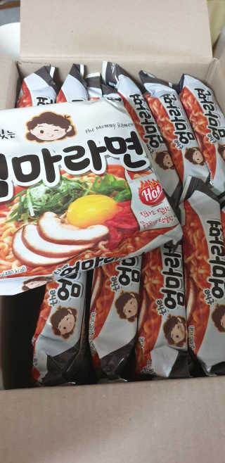 라면 그대로가 제일 맛있는 더엄마라면 — 5점을 준 리뷰어가 2019년 7월 올린 사용 사진