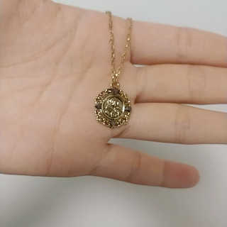 쥬얼카운티 92.5 Silver Byzantine Coin Pendant Necklace — 5점을 준 리뷰어가 2018년 11월 올린 사용 사진