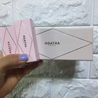 아가타 [AGATHA] 프리미에르 립스틱 — 4.67점을 준 리뷰어가 2018년 5월 올린 사용 사진