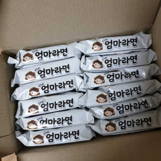 라면 그대로가 제일 맛있는 더엄마라면 — 5점을 준 리뷰어가 2019년 6월 올린 사용 사진