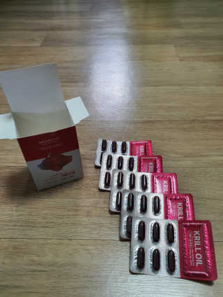 이너블릭 이너타임 크릴오일 — 3점을 준 리뷰어가 2019년 12월 올린 사용 사진