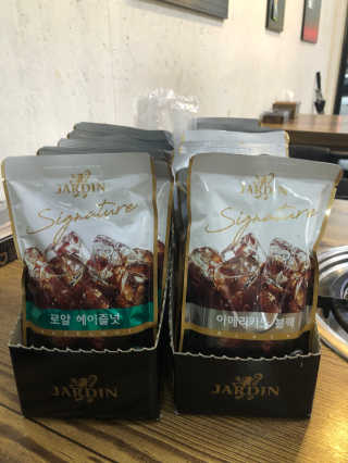 (주)쟈뎅 쟈뎅 시그니처 블랙, 헤이즐넛 230ml — 5점을 준 리뷰어가 2018년 7월 올린 사용 사진