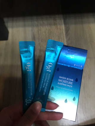 오지아이 워터 밤 모이스처 슬리핑 팩 4ml X 20pcs — 5점을 준 리뷰어가 2019년 12월 올린 사용 사진