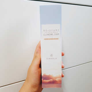 신소라 코스메틱 SINSOLA COSMETIC 신소라 모이스춰 클렌징폼 — 4점을 준 리뷰어가 2017년 11월 올린 사용 사진