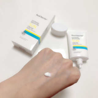 리얼베리어 익스트림 모이스처 선크림 SPF50+ PA++++ — 5점을 준 리뷰어가 2019년 4월 올린 사용 사진