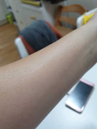 [후르디아] 과즙 뿜뿜 꿀보습 바디 에센스 3종 세트 — 4.5점을 준 리뷰어가 2019년 11월 올린 사용 사진