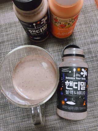 [풀무원] 핸디밀 블랙비타D + 스무디랩 피치비타C — 5점을 준 리뷰어가 2019년 8월 올린 사용 사진