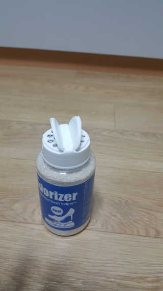 [에코후레쉬] 천연 발냄새제거제 — 4점을 준 리뷰어가 2019년 5월 올린 사용 사진