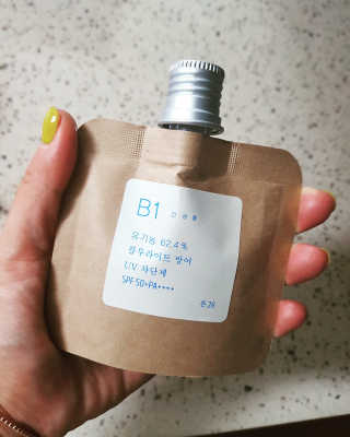 톤28 유기농 블루라이트 방어 UV 차단거리 건성용 B1 — 5점을 준 리뷰어가 2019년 4월 올린 사용 사진