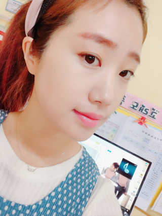 네오젠 화이트 트러플 레이큐어 오일 밤 팩트 — 4.5점을 준 리뷰어가 2016년 11월 올린 사용 사진