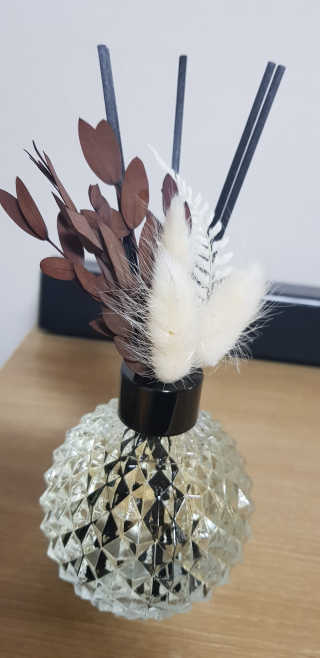 당신의 향을 찾아 드리는 옵타움디퓨저 200ml — 5점을 준 리뷰어가 2018년 4월 올린 사용 사진