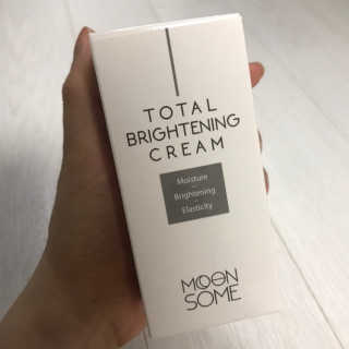MOONSOME 문썸 토탈 브라이트닝 크림 50ml — 4.5점을 준 리뷰어가 2019년 3월 올린 사용 사진