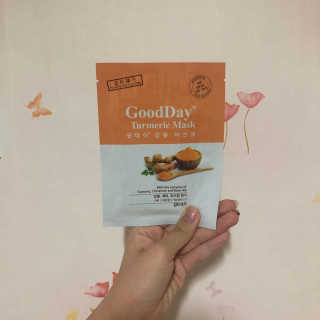 GoodDay Skincare GoodDay 강황 마스크 — 4.5점을 준 리뷰어가 2019년 5월 올린 사용 사진