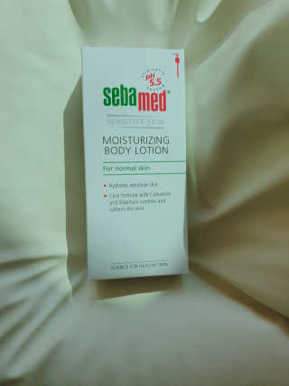세바메드 모이스처라이징 바디로션 400ml — 5점을 준 리뷰어가 2019년 8월 올린 사용 사진