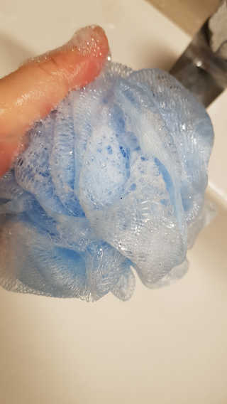 (주)에네스티 내추럴 촉촉  오트밀 바디워시 500ml — 5점을 준 리뷰어가 2019년 12월 올린 사용 사진