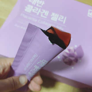 네츄럴굿띵스 태반 콜라겐 젤리 15포 — 5점을 준 리뷰어가 2018년 9월 올린 사용 사진