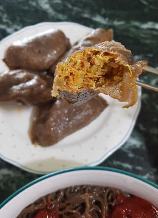 유천냉면 유천 비빔냉면 2인분+메밀지짐만두 280g — 5점을 준 리뷰어가 2018년 6월 올린 사용 사진