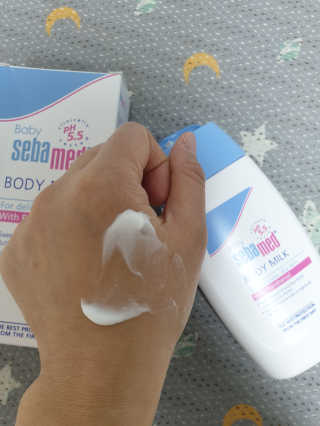 세바메드 베이비 바디밀크 200ml — 5점을 준 리뷰어가 2019년 12월 올린 사용 사진