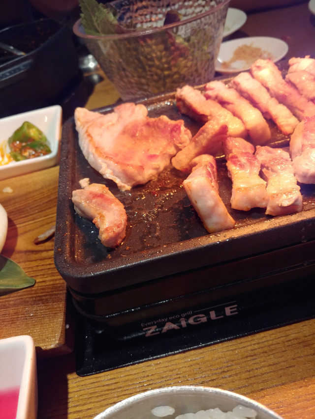 [자이글 그릴 앤 펍] 삼겹앤그릴치즈 리뷰 사진