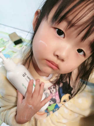 타가베이비 바스앤샴푸, 로션 — 5점을 준 리뷰어가 2020년 1월 올린 사용 사진