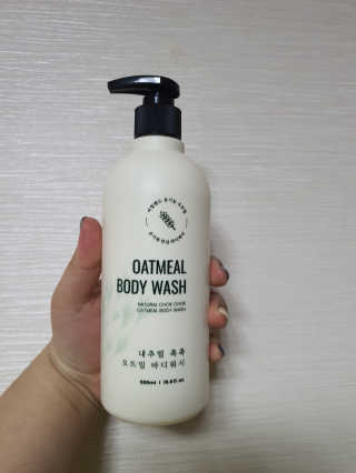 (주)에네스티 내추럴 촉촉  오트밀 바디워시 500ml — 5점을 준 리뷰어가 2020년 1월 올린 사용 사진