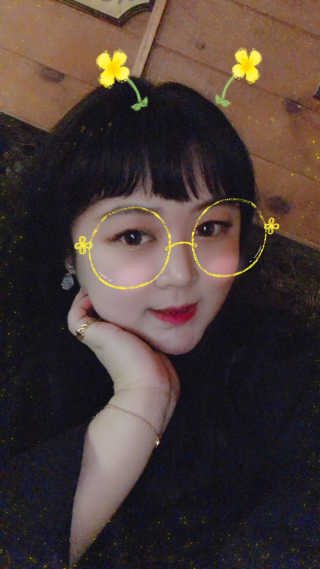 JM솔루션 물광 커버 파운데이션 럭셔리 — 5점을 준 리뷰어가 2019년 1월 올린 사용 사진