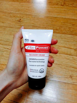 플렉스파워에이더블유에스 리커버리크림 30ml — 2.33점을 준 리뷰어가 2017년 5월 올린 사용 사진