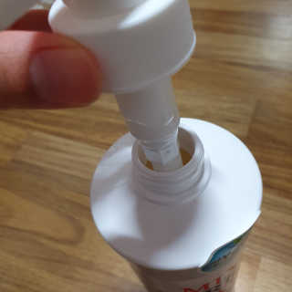 (주)에네스티 믹스베리 단백질 폭탄 샴푸 1000g — 5점을 준 리뷰어가 2019년 10월 올린 사용 사진