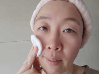 뮤 테누토 베르쇠즈 모이스처라이징 자장가 토너 — 5점을 준 리뷰어가 2020년 2월 올린 사용 사진