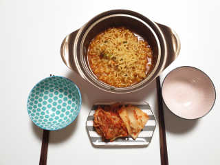 라면 그대로가 제일 맛있는 더엄마라면 — 5점을 준 리뷰어가 2019년 7월 올린 사용 사진