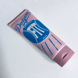 MLB COSMETICS [MLB PLAY] 퍼펙트 바디핏 크림 200ml — 5점을 준 리뷰어가 2019년 10월 올린 사용 사진