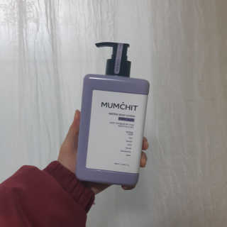 멈칫(MUMCHIT) 멜팅 바디로션 — 4.33점을 준 리뷰어가 2018년 12월 올린 사용 사진