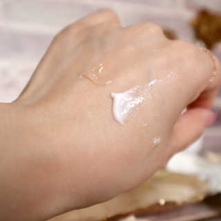 토니모리 프롬 강화 맑은 약쑥 두 겹 진정 크림 — 5점을 준 리뷰어가 2019년 9월 올린 사용 사진