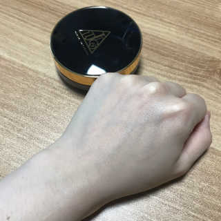 지고트 미네랄 UV 스네일 쿠션 리필포함 — 3점을 준 리뷰어가 2019년 7월 올린 사용 사진
