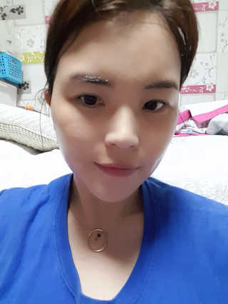 23years old 탄산 포어리스 버블 마스크 — 4.33점을 준 리뷰어가 2018년 8월 올린 사용 사진