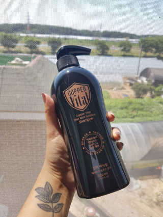 코퍼바이탈 헤어루트 솔루션 샴푸 500ml — 4.67점을 준 리뷰어가 2018년 9월 올린 사용 사진